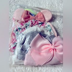 6 baby girl hats/turbans